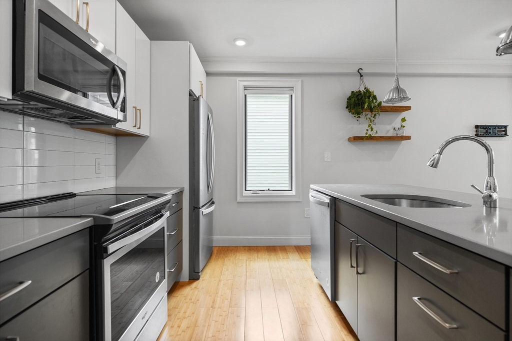 80 Everett Street, Unit 2 Boston, MA 02128 - Photo 6 of 27