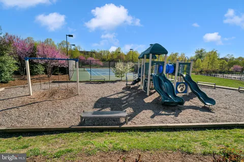 $1,135,000 | 52 Bleeker Place, Gaithersburg, MD 20878