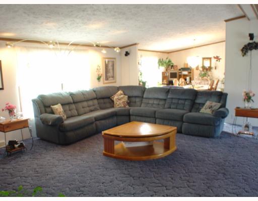 112 Raymond Franks Road Smithfield, PA 15478 - Photo 4 of 17 Living Room.
