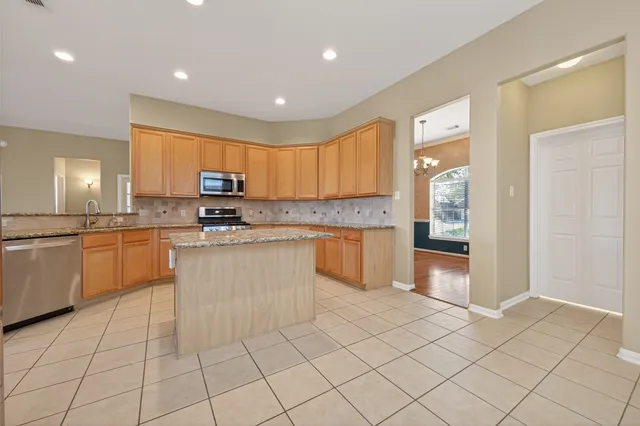 $329,900 | 12818 Carriage Glen Drive, Tomball, TX 77377