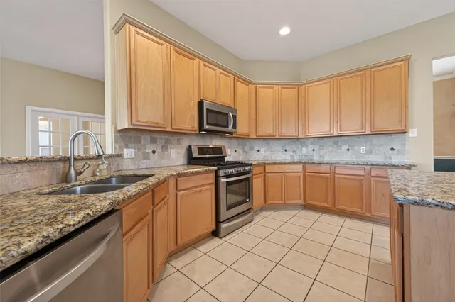 $329,900 | 12818 Carriage Glen Drive, Tomball, TX 77377