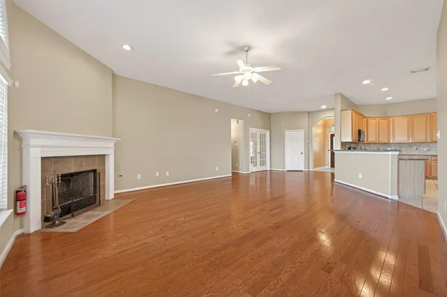 $329,900 | 12818 Carriage Glen Drive, Tomball, TX 77377