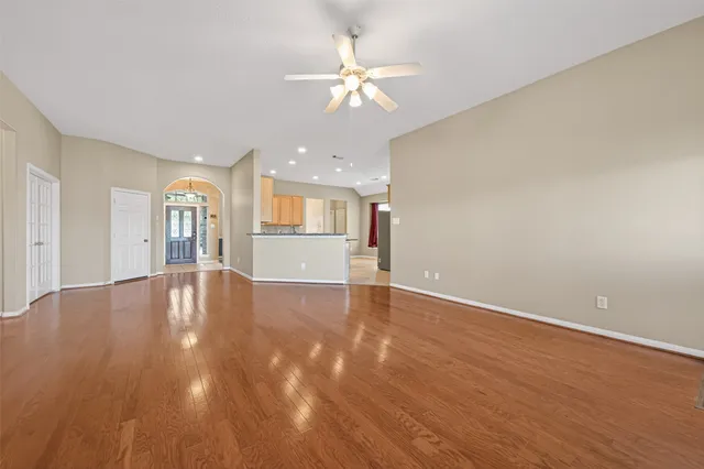 $329,900 | 12818 Carriage Glen Drive, Tomball, TX 77377