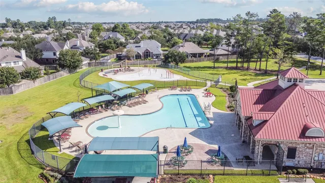 $329,900 | 12818 Carriage Glen Drive, Tomball, TX 77377