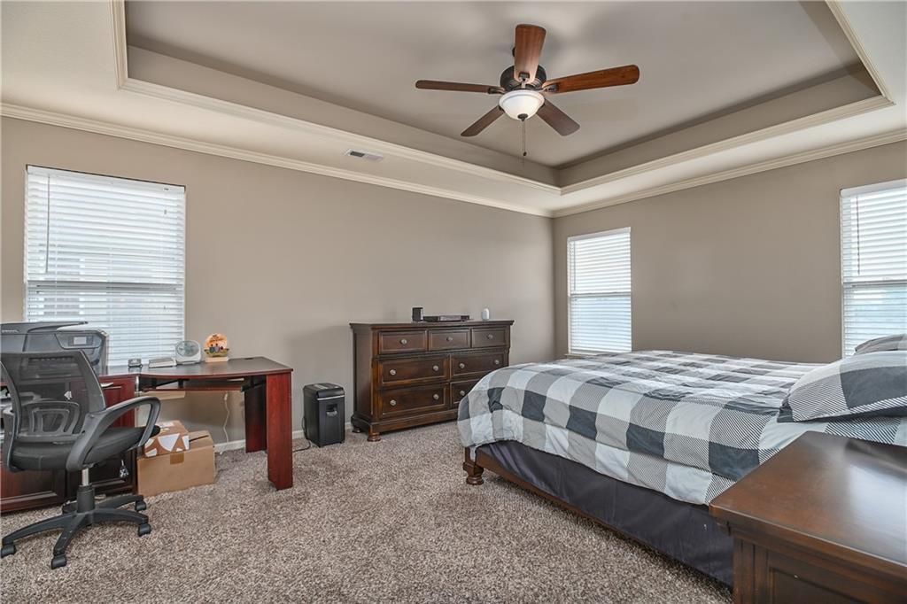 2427 West Fredrickson Drive Olathe, KS 66061 - Photo 15 of 35