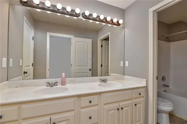 $490,000 | 2427 West Fredrickson Drive, Olathe, KS 66061