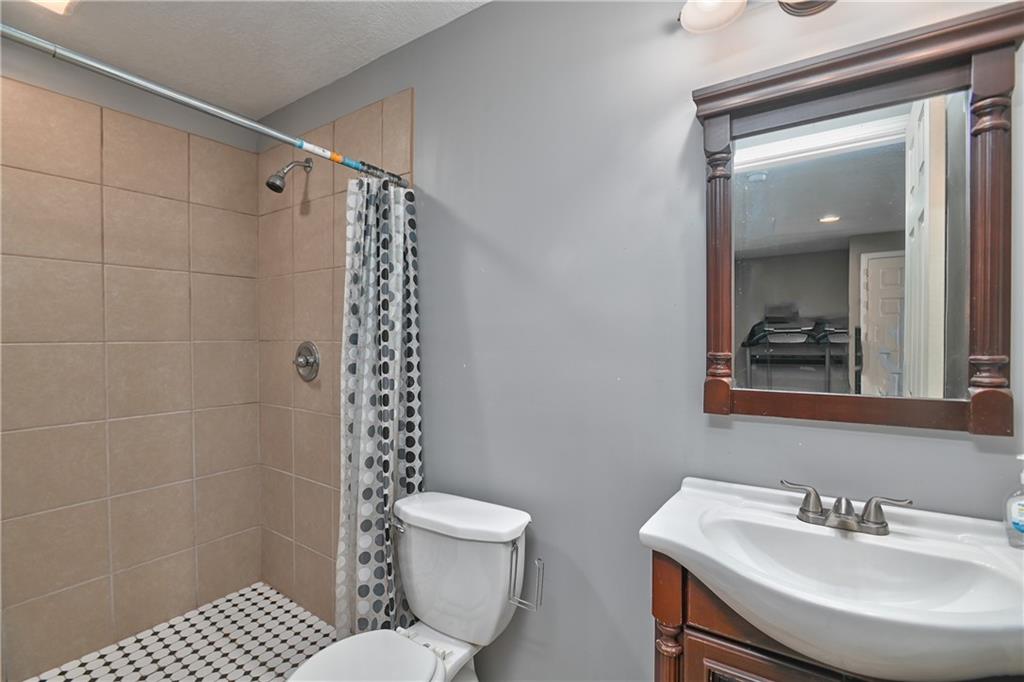 2427 West Fredrickson Drive Olathe, KS 66061 - Photo 28 of 35