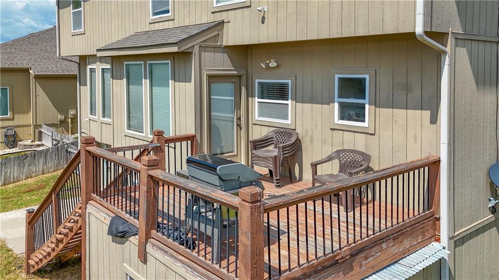 2427 West Fredrickson Drive Olathe, KS 66061 - Photo 29 of 35