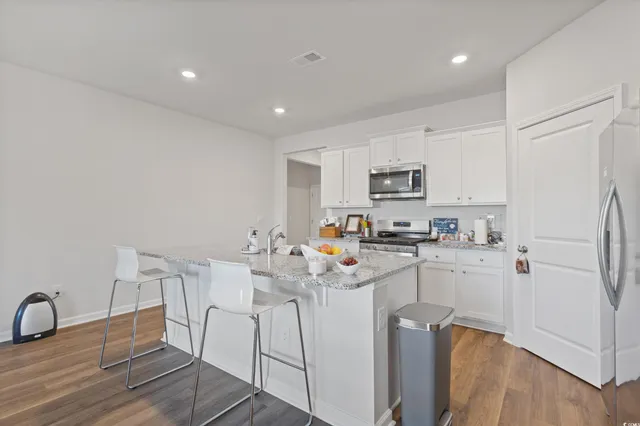 $383,500 | 8034 Strudwick Drive, Columbia, SC 29209