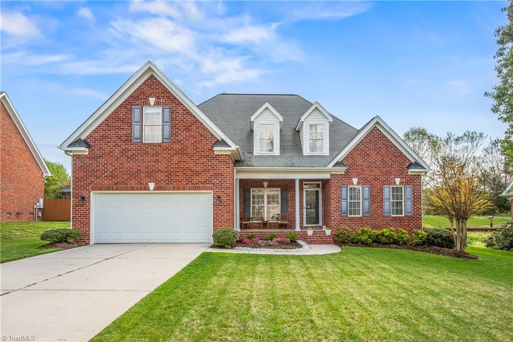 4048 Payne Road High Point, NC 27265 - Photo 2 of 38