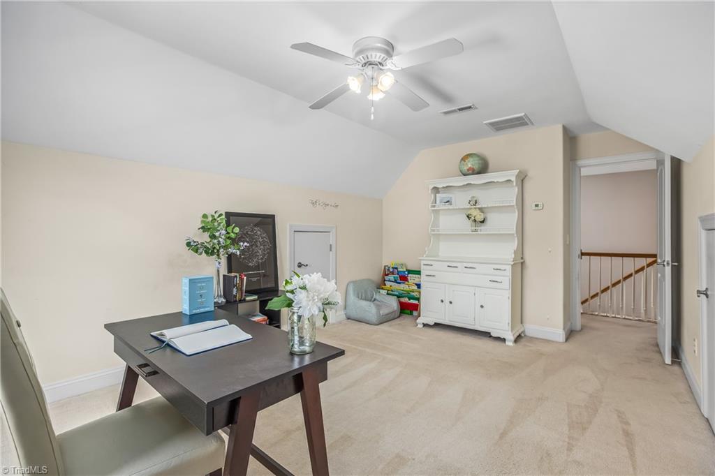 4048 Payne Road High Point, NC 27265 - Photo 27 of 38