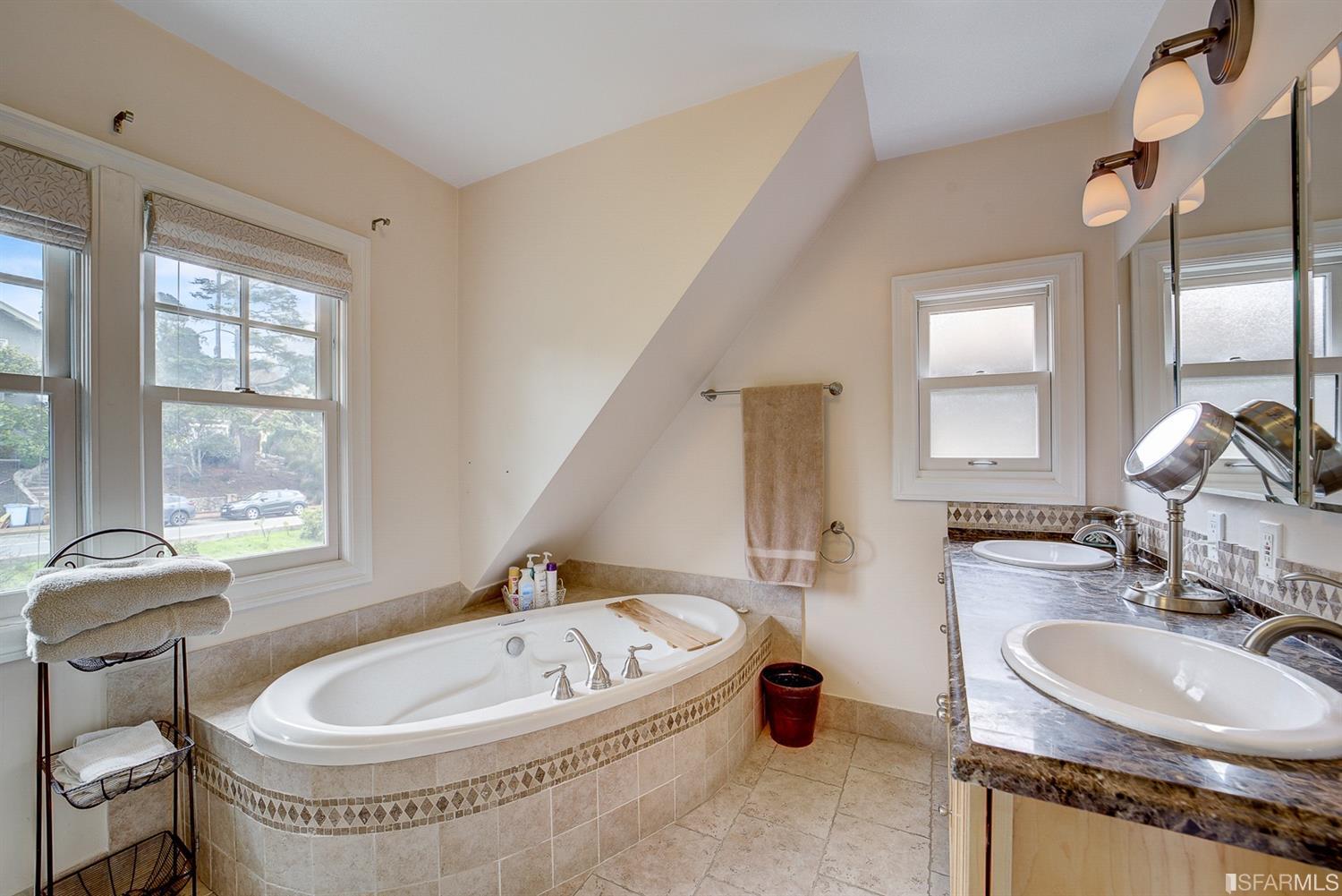 868 Arlington Avenue Berkeley, CA 94707 - Photo 36 of 54