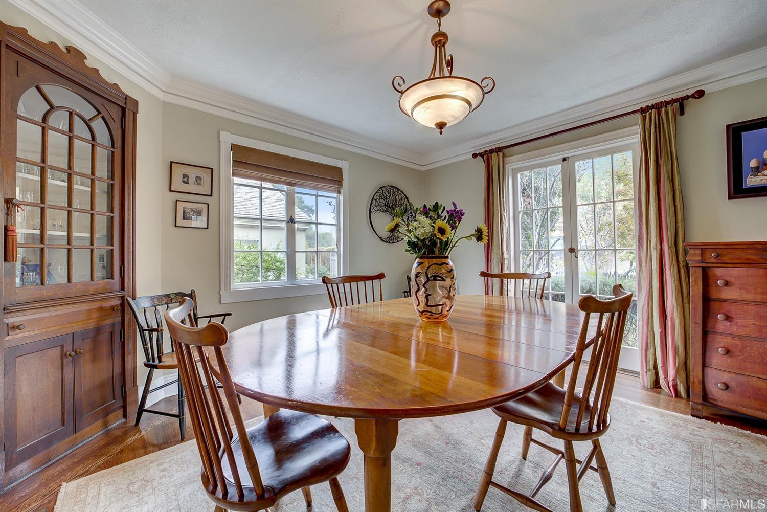 868 Arlington Avenue Berkeley, CA 94707 - Photo 6 of 54