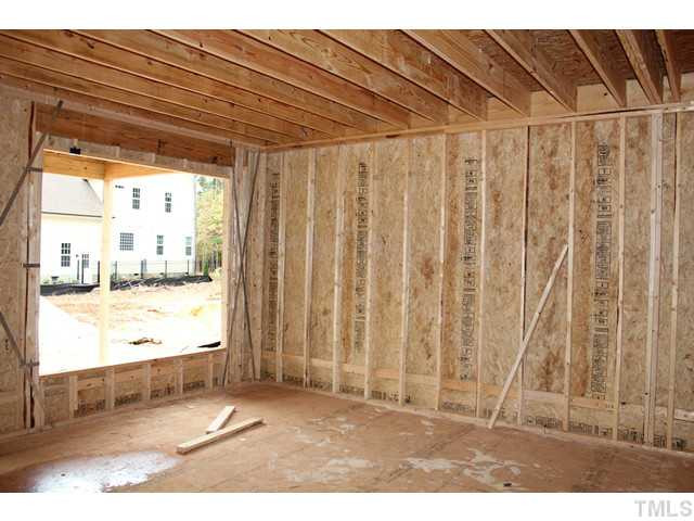 9116 Wellsley Way Raleigh, NC 27613 - Photo 2 of 3 Photo 2