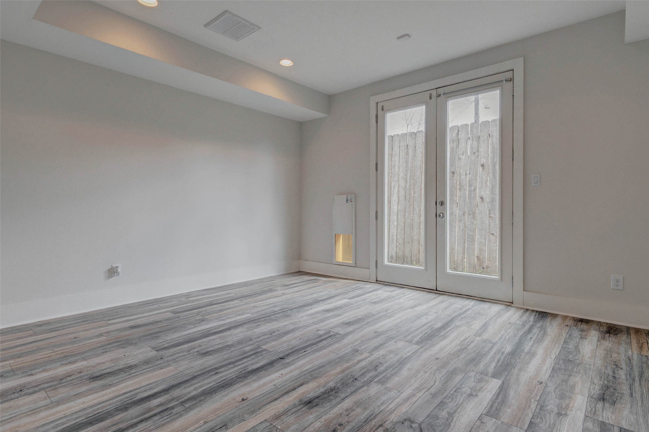 2913 Leeland Street Houston, TX 77003 - Photo 10 of 48