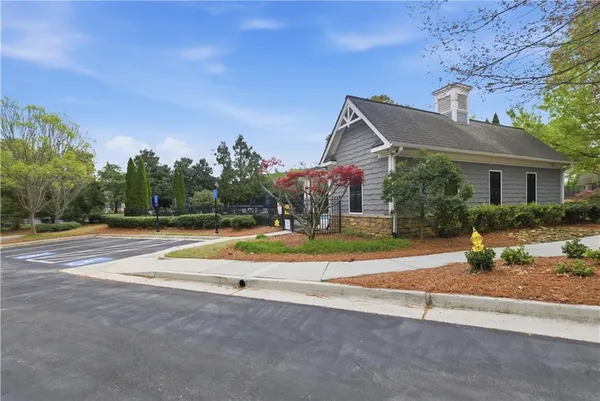 $3,400 | 4953 Colchester Court, Unit 40, Atlanta, GA 30339