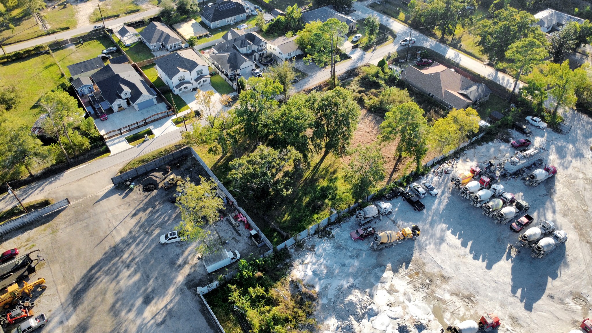 5207 Mayle Street Houston, TX 77016 - Photo 8 of 25 a city view with tall trees