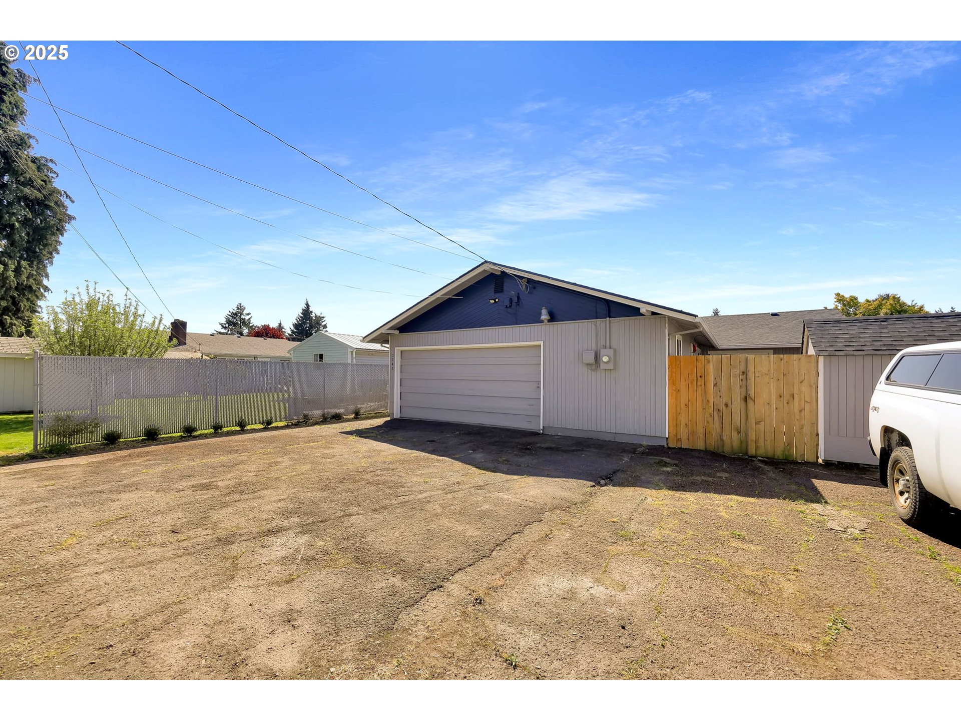 3045 Pheasant Boulevard Springfield, OR 97477 - Photo 42 of 43 a view of a house with a garage