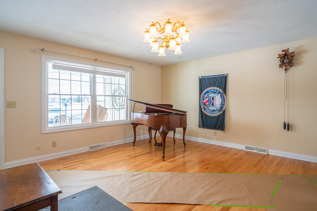 700 Victory Road Springfield, OH 45504 - Photo 10 of 41