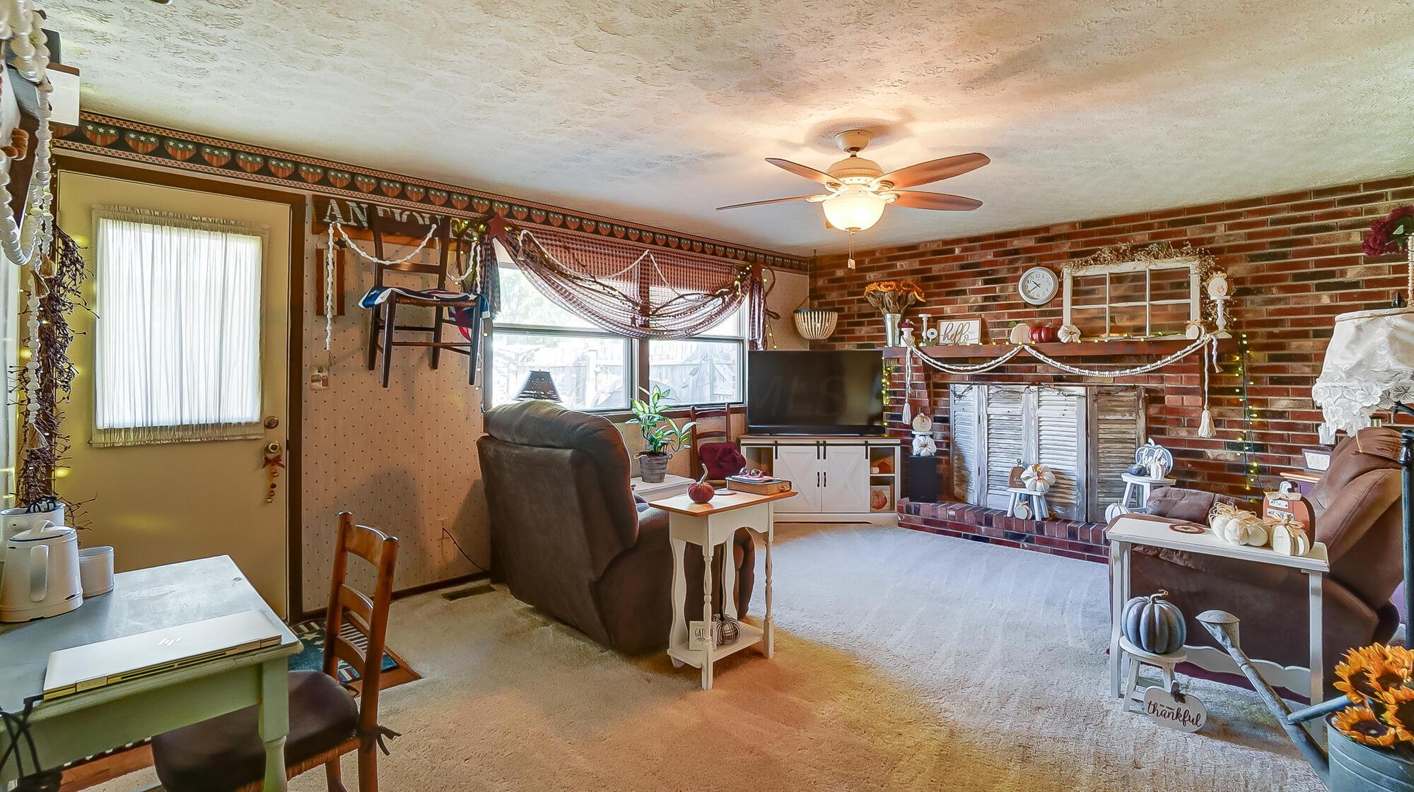 5429 West Ridgewood Road Springfield, OH 45503 - Photo 15 of 36 014