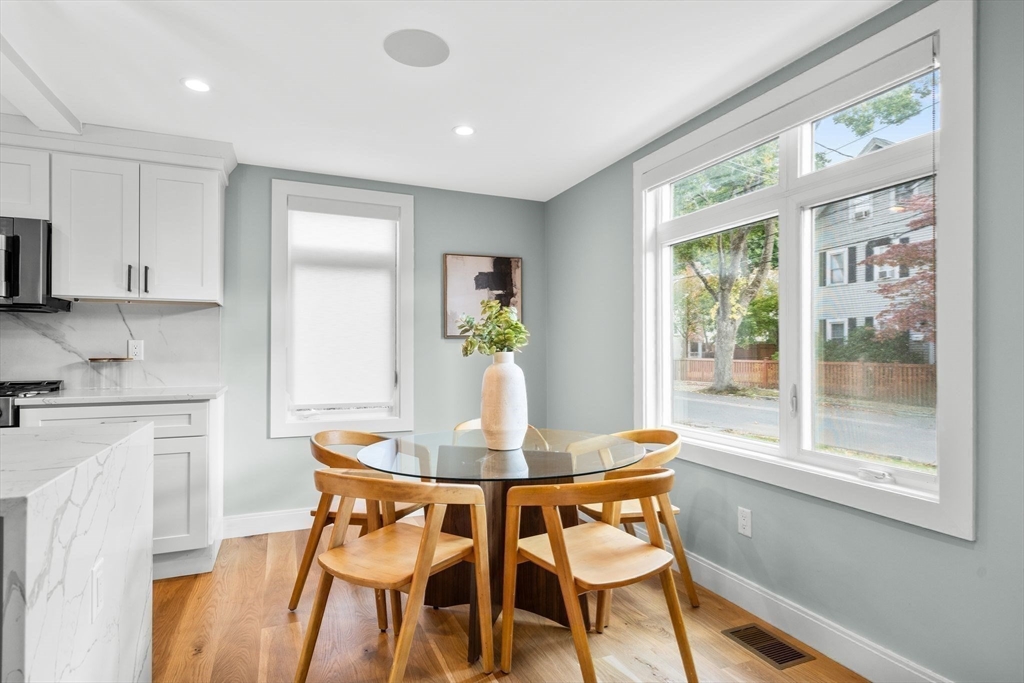 7 Bartley Street, Unit 7 Wakefield, MA 01880 - Photo 12 of 42