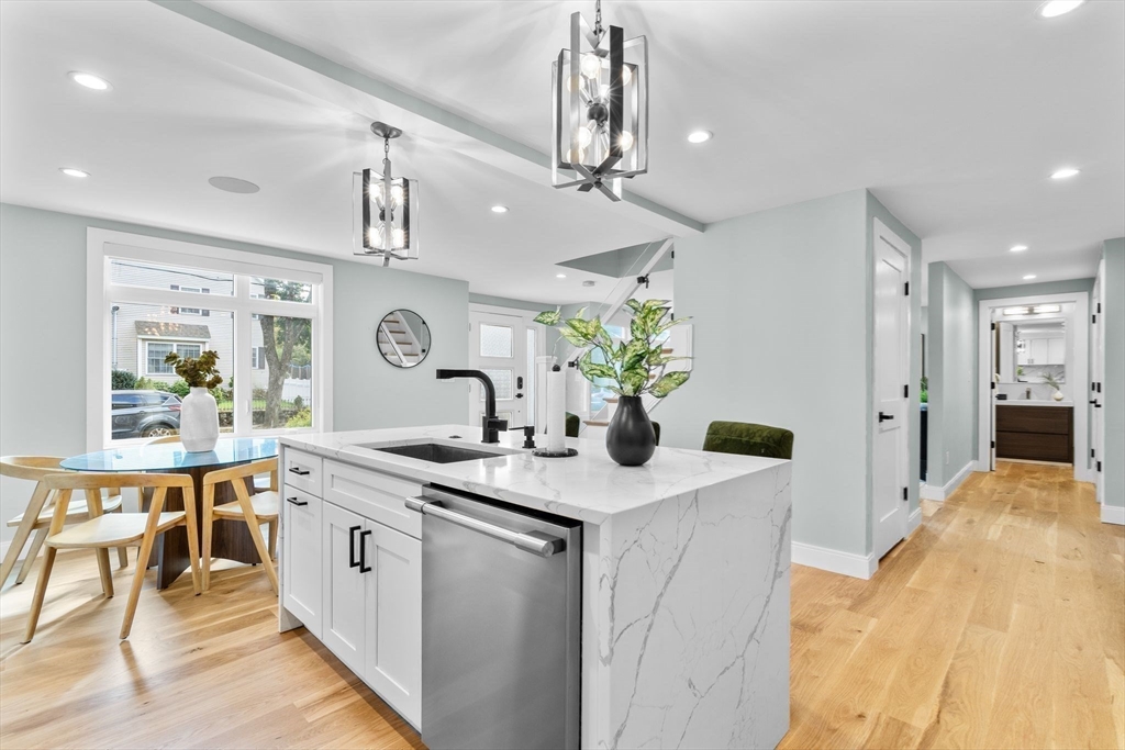 7 Bartley Street, Unit 7 Wakefield, MA 01880 - Photo 15 of 42