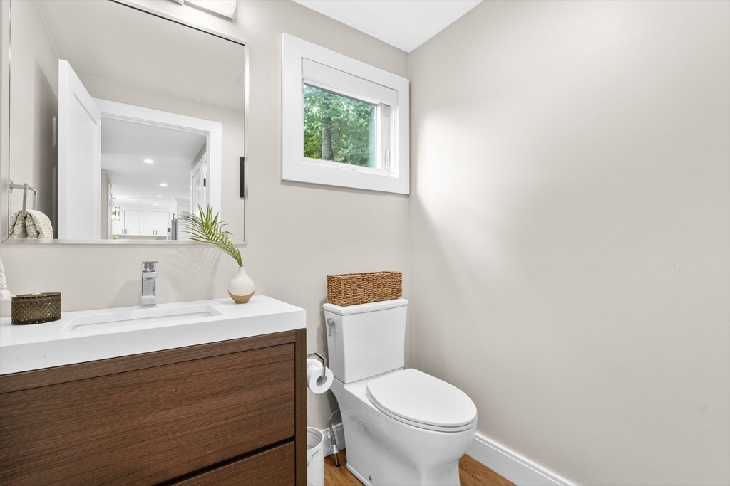 7 Bartley Street, Unit 7 Wakefield, MA 01880 - Photo 22 of 42