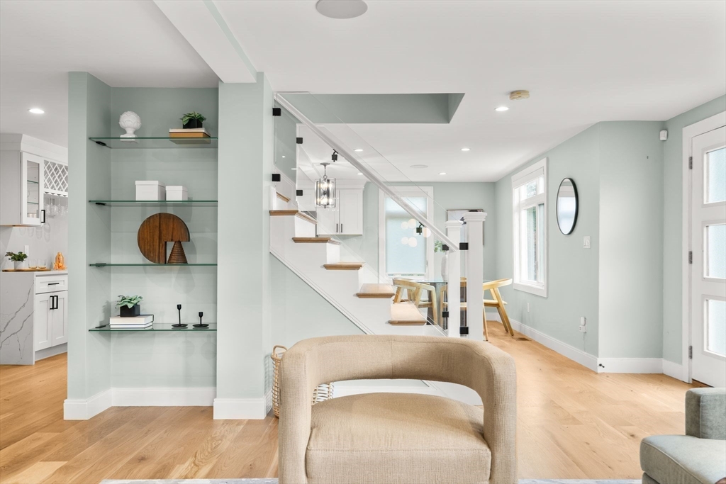 7 Bartley Street, Unit 7 Wakefield, MA 01880 - Photo 9 of 42