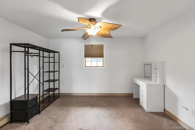 a view of entryway with a front door