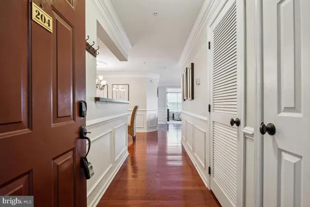 $2,250 | 8095 Lacy Drive, Unit 204, Manassas, VA 20109