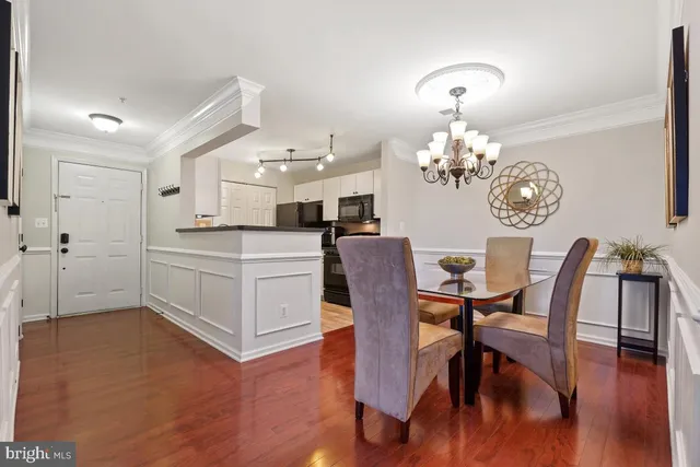 $2,250 | 8095 Lacy Drive, Unit 204, Manassas, VA 20109