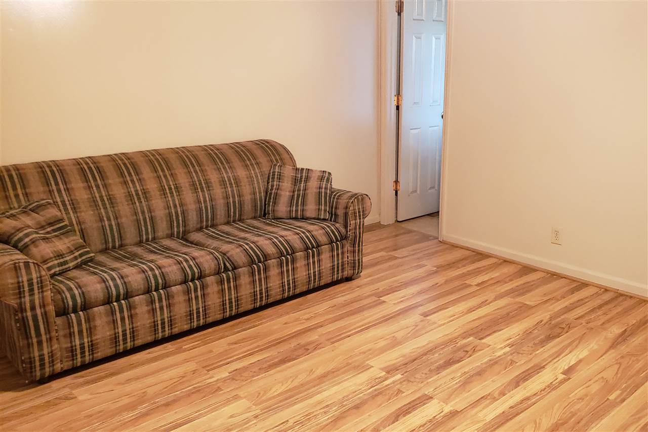 3267 Friendship Road Cross Plains, TN 37049 - Photo 4 of 14 Gallery Image 4