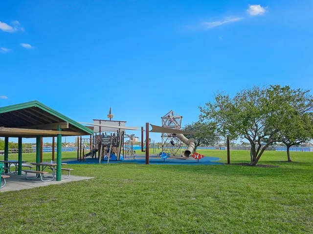 $385,000 | 120 7th Street, Daytona Beach, FL 32117