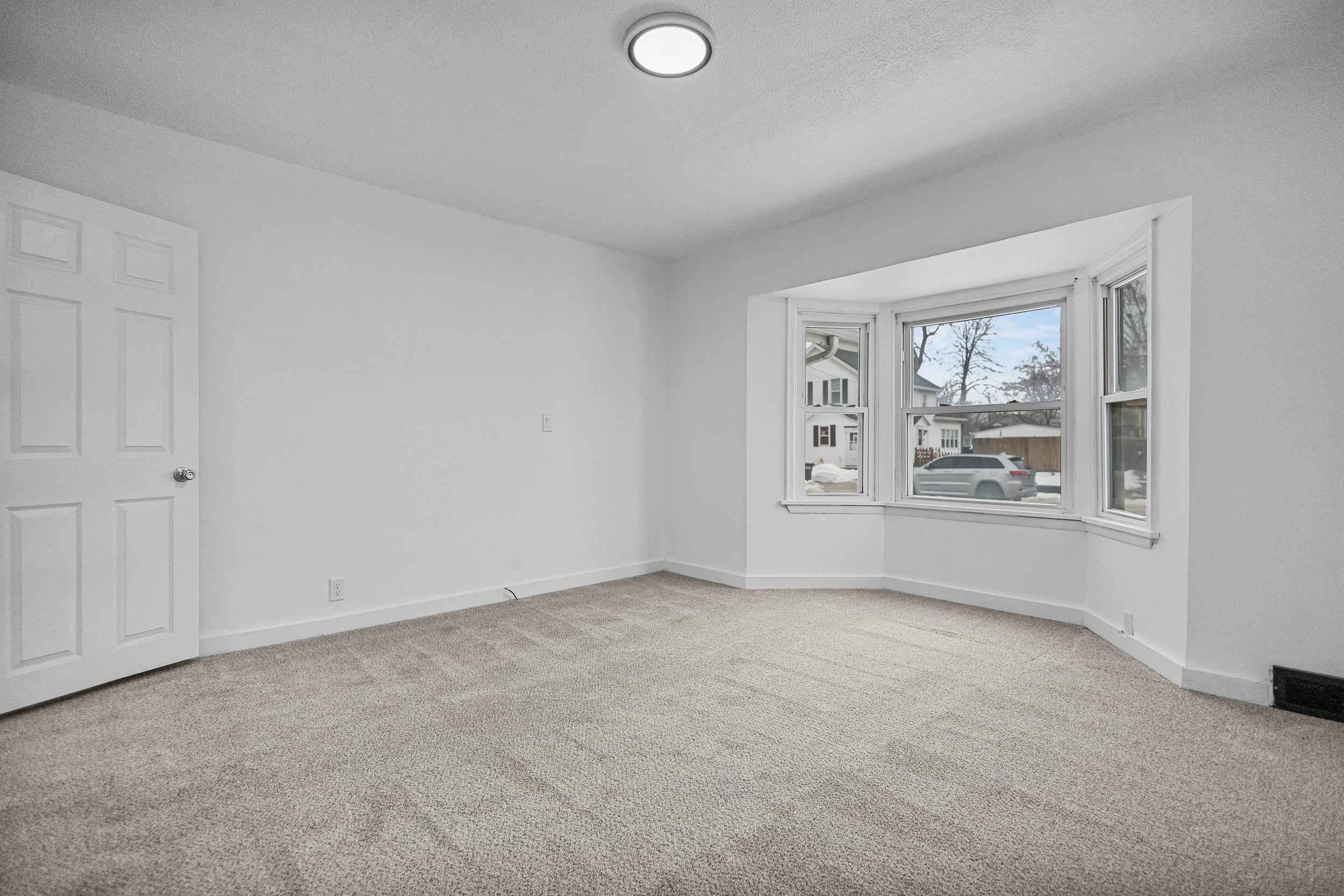 356 West 9th Avenue Oshkosh, WI 54902 - Photo 16 of 28