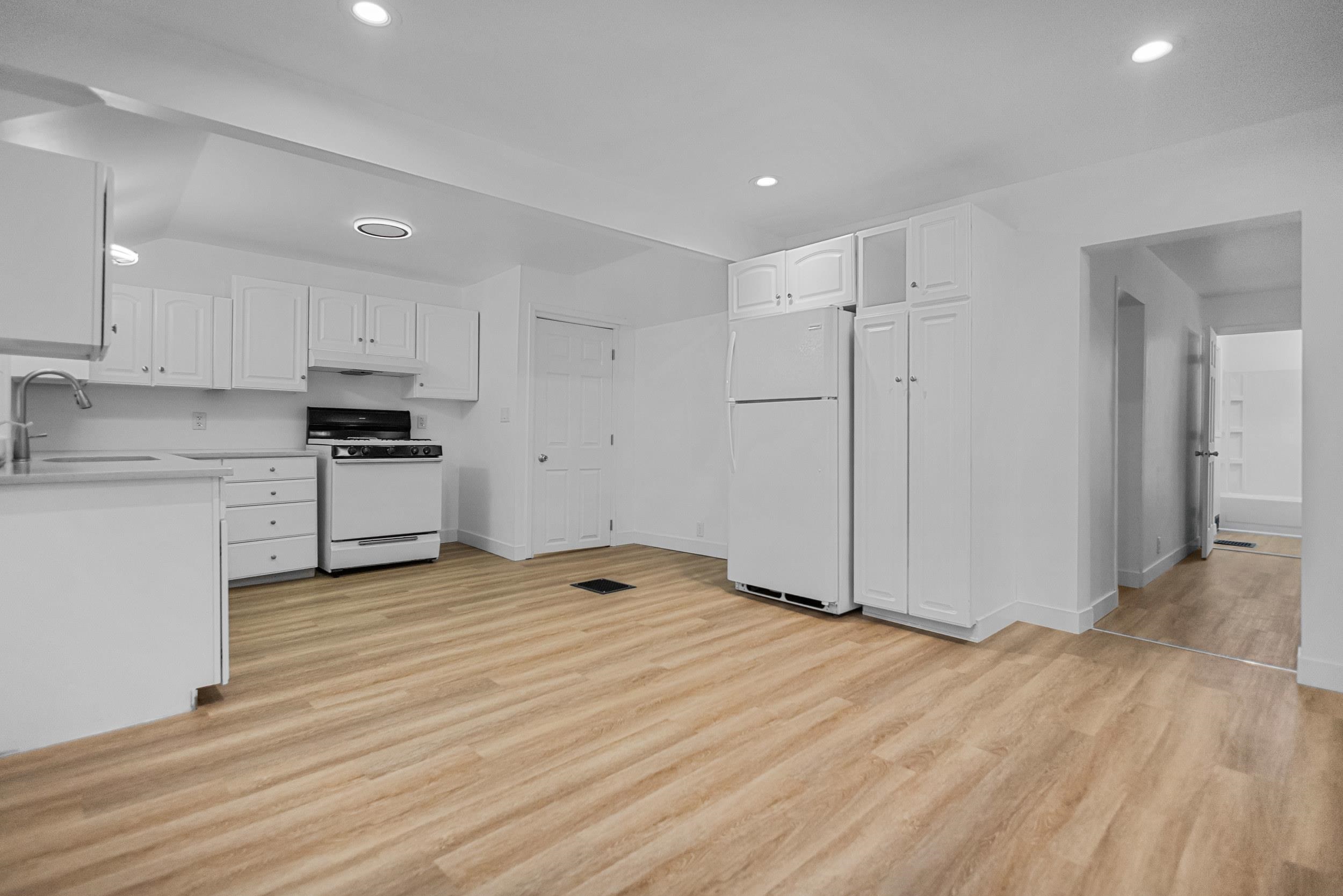 356 West 9th Avenue Oshkosh, WI 54902 - Photo 19 of 28