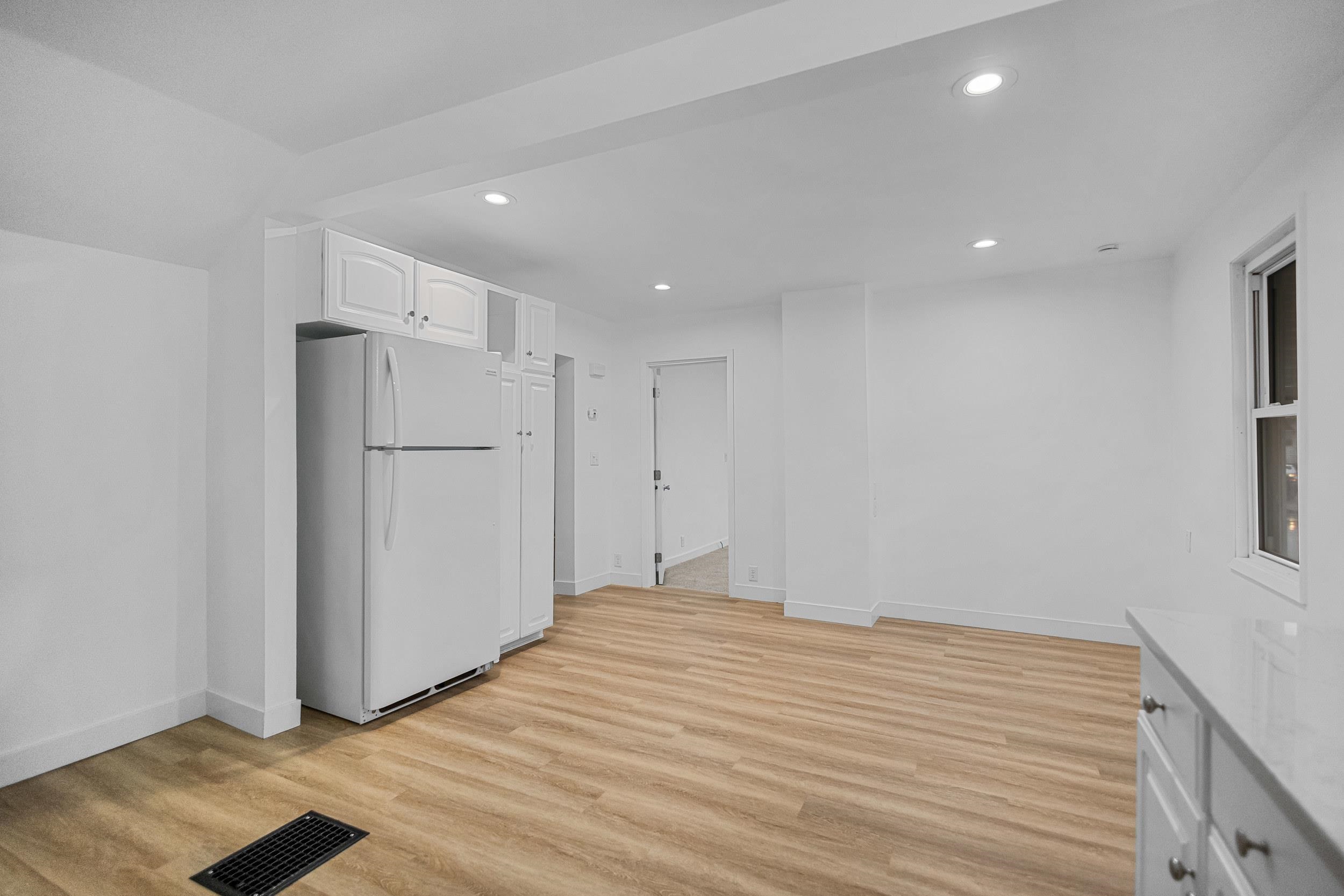 356 West 9th Avenue Oshkosh, WI 54902 - Photo 24 of 28