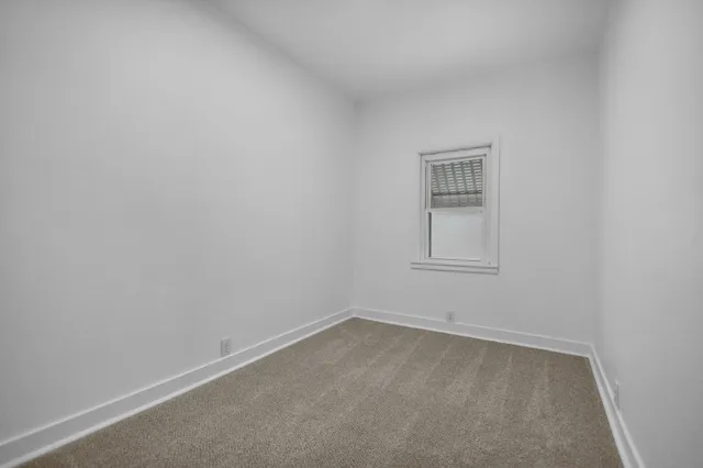 $189,000 | 356 West 9th Avenue, Oshkosh, WI 54902