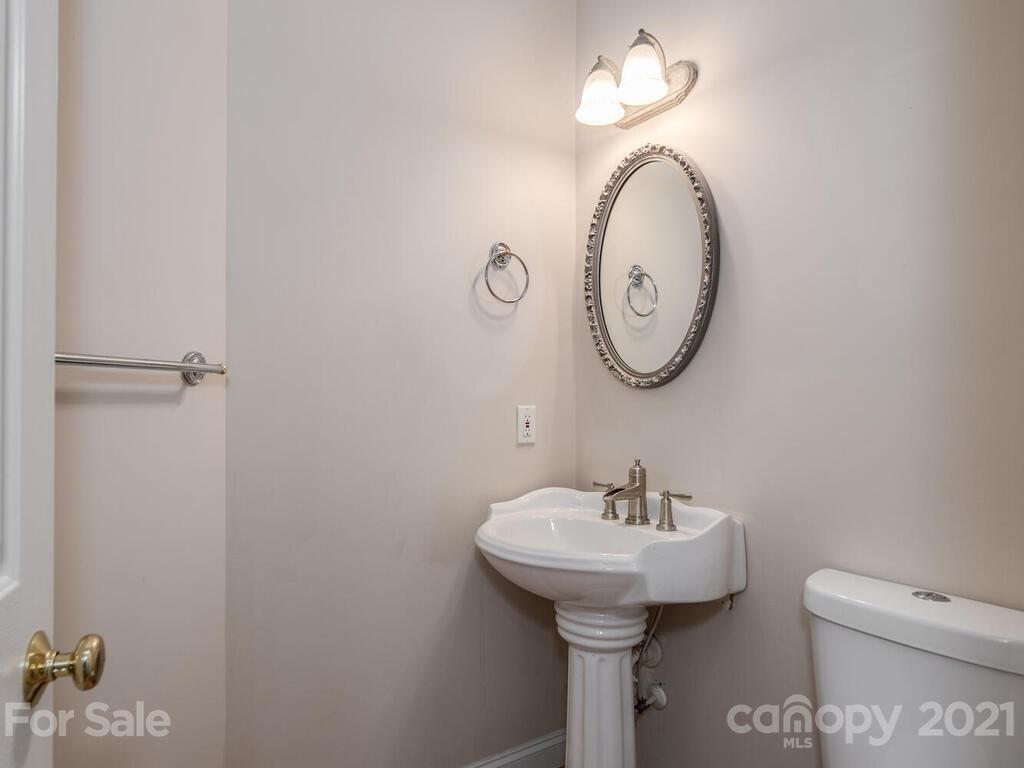 19309 Ruffner Drive Cornelius, NC 28031 - Photo 21 of 33 Gallery Image 21