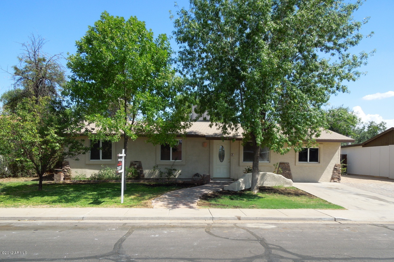 1915 West Decatur Street Mesa, AZ 85201 - Photo 2 of 9 Street View