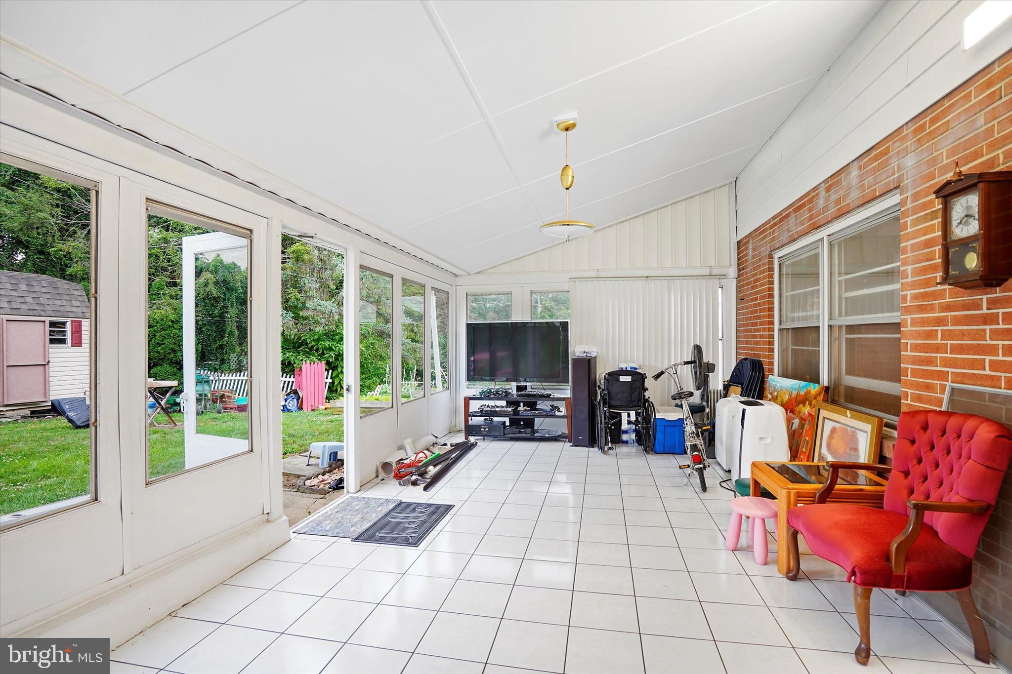 1619 Esbenshade Road Lancaster, PA 17601 - Photo 21 of 25 Sun Room