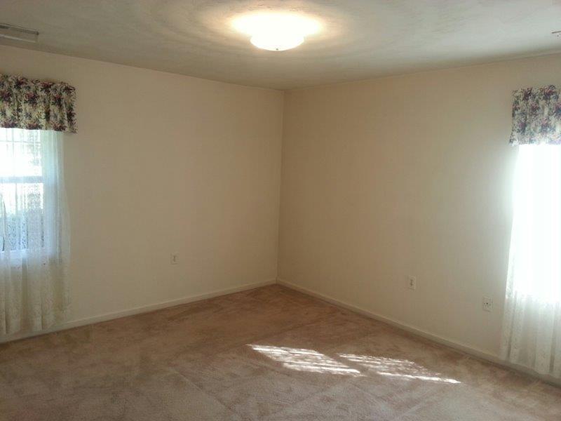 6436 Ridgeview Drive Roanoke, VA 24019 - Photo 11 of 41 Master Bedroom