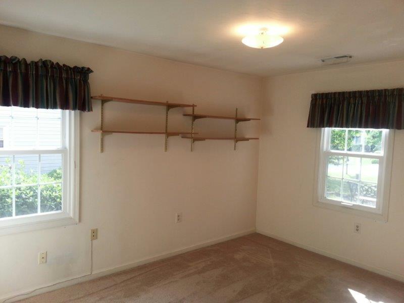 6436 Ridgeview Drive Roanoke, VA 24019 - Photo 18 of 41 Bedroom 3