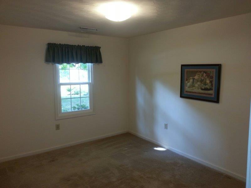 6436 Ridgeview Drive Roanoke, VA 24019 - Photo 19 of 41 Bedroom 2