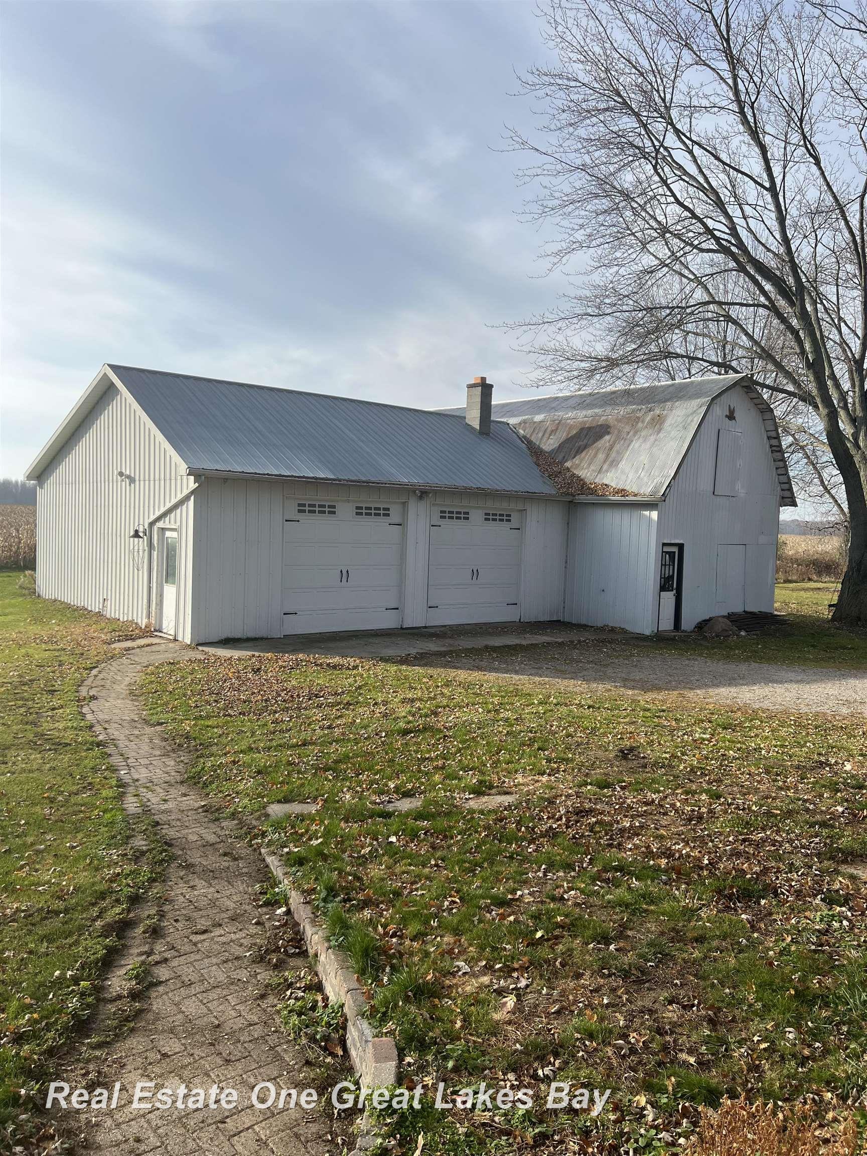 18635 Dice Road Hemlock, MI 48626 - Photo 3 of 18