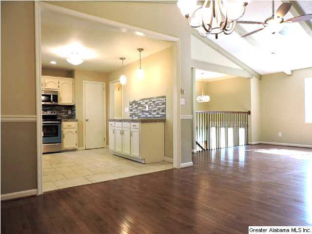 928 Rustic Drive Birmingham, AL 35214 - Photo 8 of 23