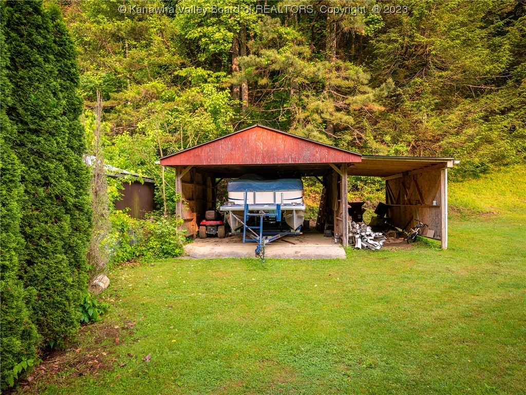 317 Casey Fork Road Ashford, WV 25009 - Photo 18 of 19 Gallery Image 18