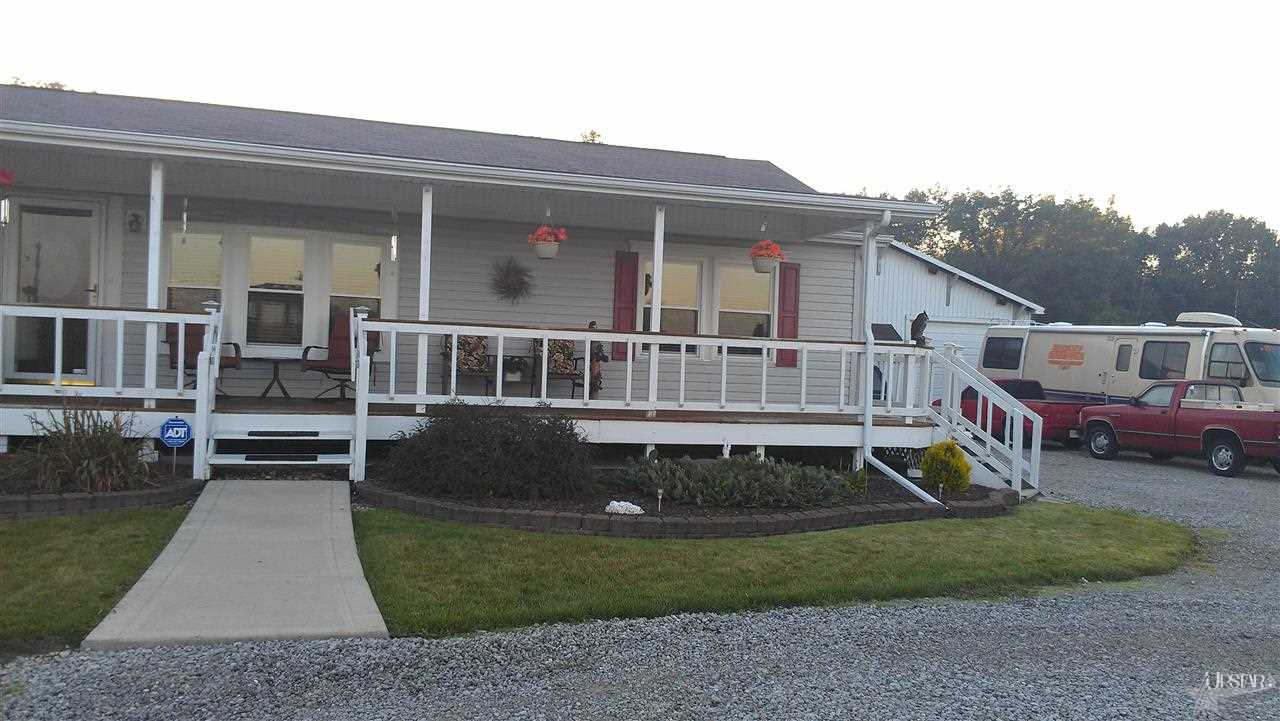 15732 Roth Road Grabill, IN 46741 - Photo 9 of 28