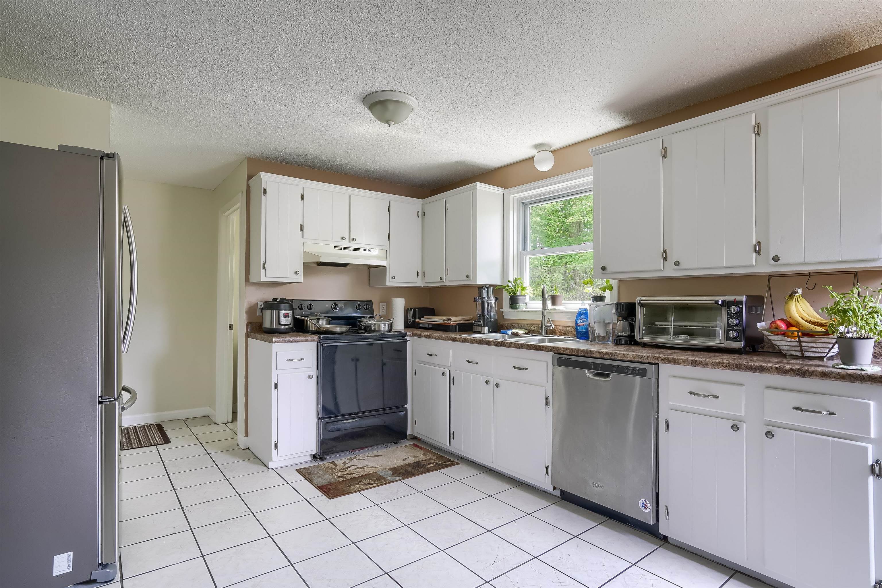 73 R Rockingham Road, Unit R Derry, NH 03038 - Photo 6 of 20
