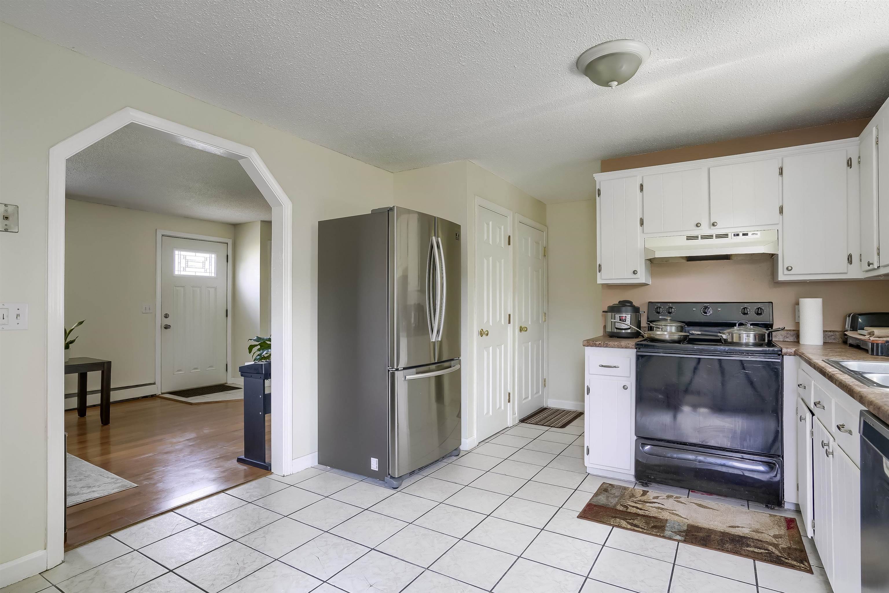 73 R Rockingham Road, Unit R Derry, NH 03038 - Photo 7 of 20