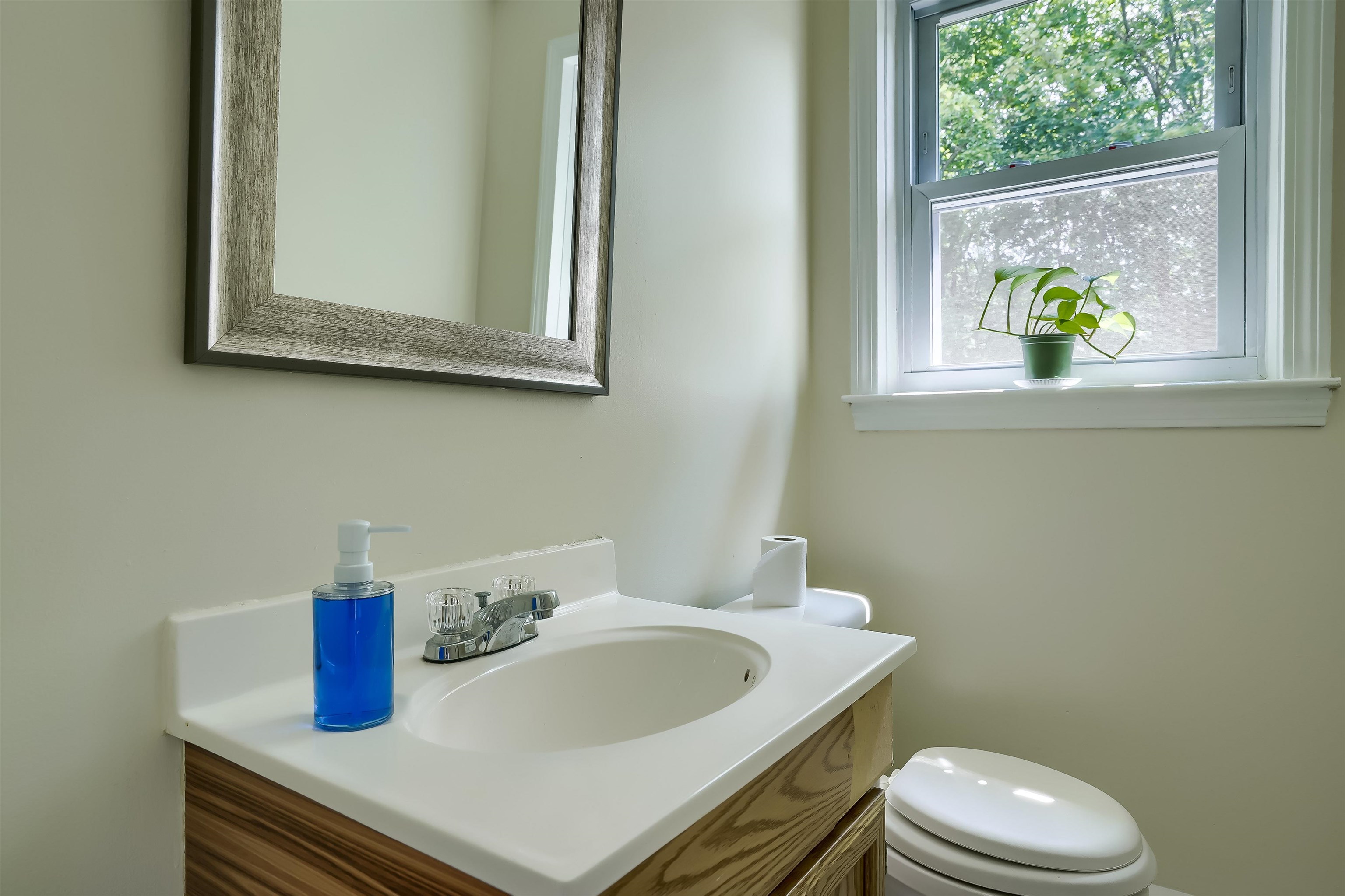 73 R Rockingham Road, Unit R Derry, NH 03038 - Photo 9 of 20